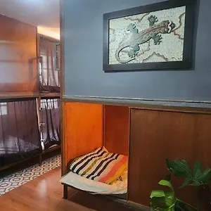 Portelli Zona G- Extranjeros Auberge de jeunesse